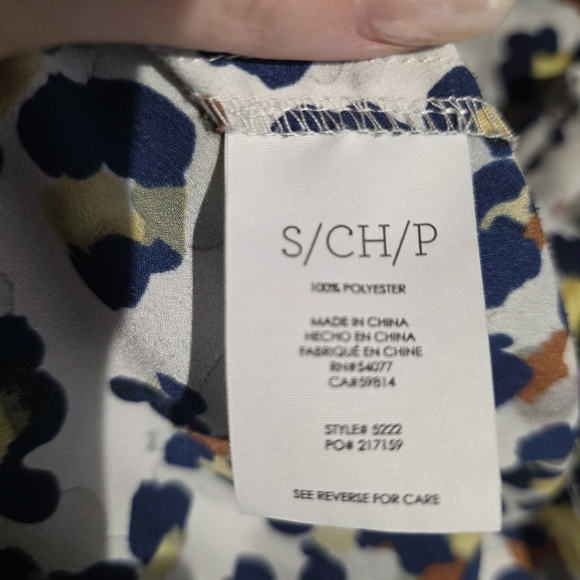 CAbi Chic Women's Sleeveless Blouse - Black, Blue, Yellow Print - Cheetah PTP 19 - Picture 4 of 5